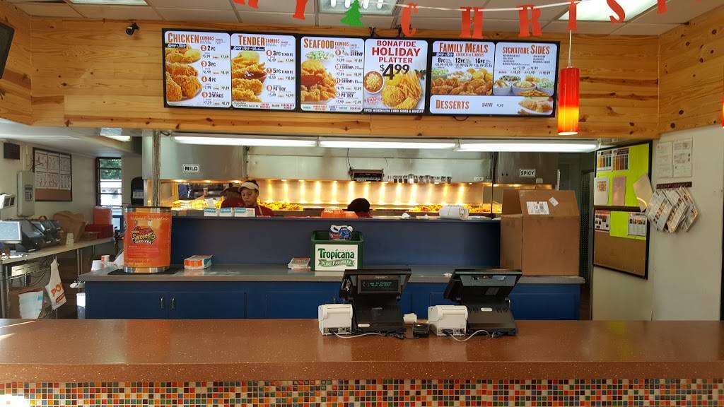 Popeyes Louisiana Kitchen | restaurant | 1355 W Sunrise Blvd, Fort Lauderdale, FL 33311, USA | 9545274464 OR +1 954-527-4464