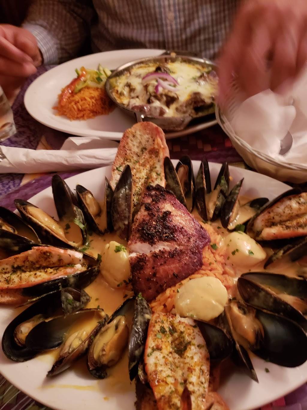 El Meson | restaurant | 1678 Boulevard Saint-Joseph, Lachine, QC H8S 2N1, Canada | 5146340442 OR +1 514-634-0442