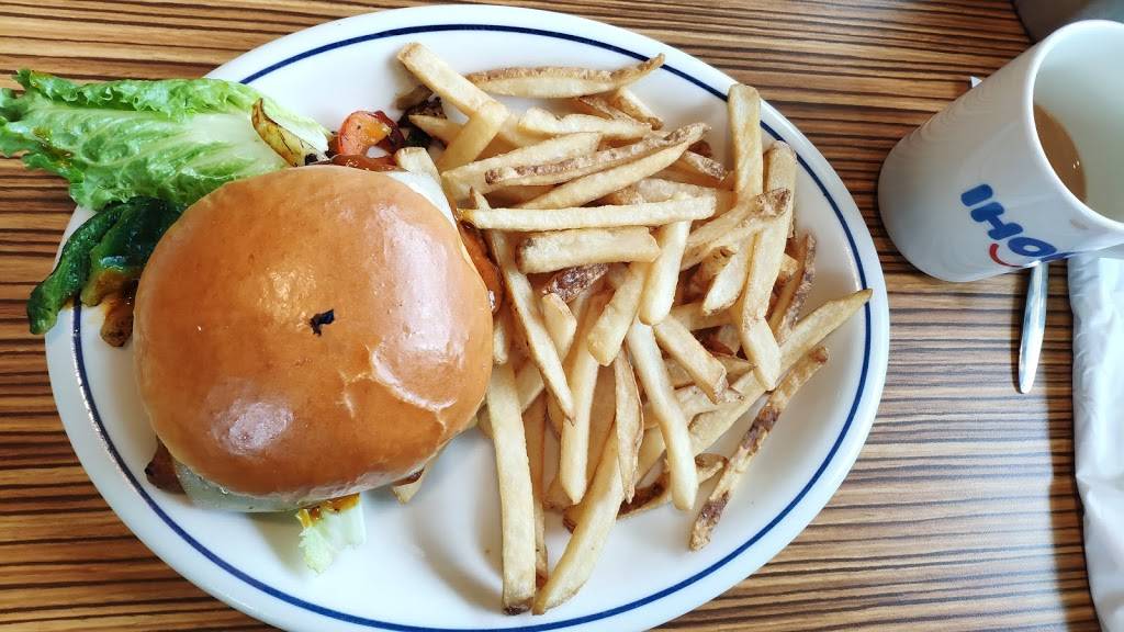 IHOP | restaurant | 10603 W Olive Ave, Peoria, AZ 85345, USA | 6239770599 OR +1 623-977-0599