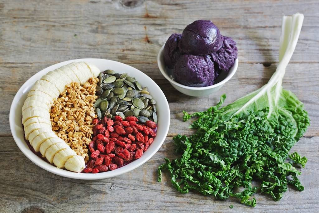 Qwench Juice Bar | restaurant | 1528 N Vermont Ave, Los Angeles, CA 90027, USA | 3236643016 OR +1 323-664-3016