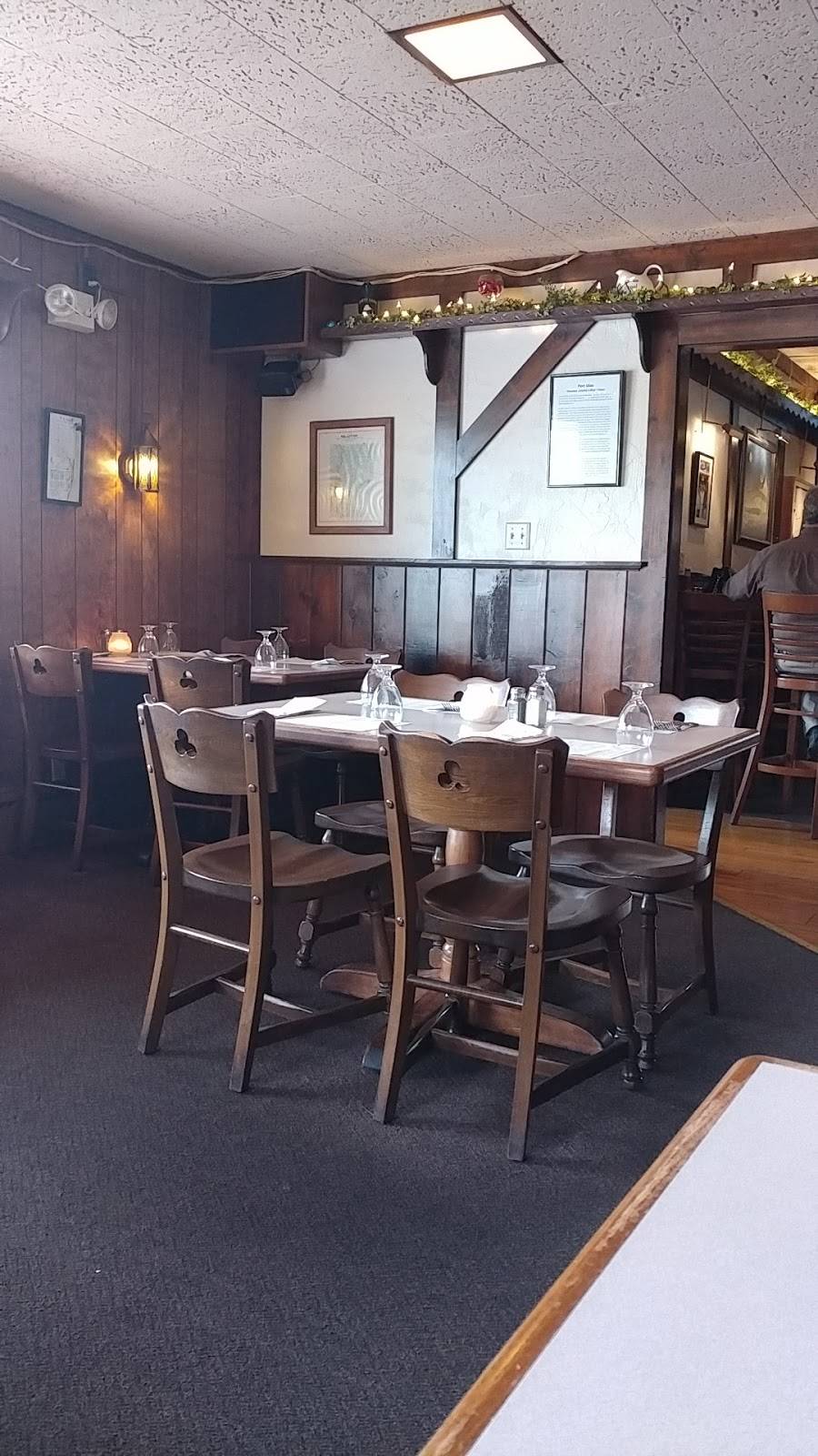 Juices Ghost Town | restaurant | 990 Ulao Rd, Grafton, WI 53024, USA | 2623769003 OR +1 262-376-9003