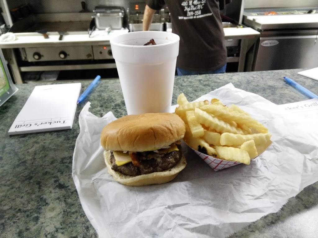 Tuckers Grill | meal takeaway | 4110 N Main St, High Point, NC 27265, USA | 3368693511 OR +1 336-869-3511