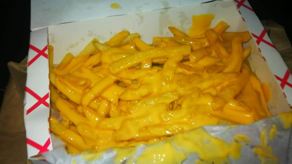 Kennedy Fried Chicken | restaurant | 1341 Flatbush Ave, Brooklyn, NY 11210, USA | 7182879999 OR +1 718-287-9999