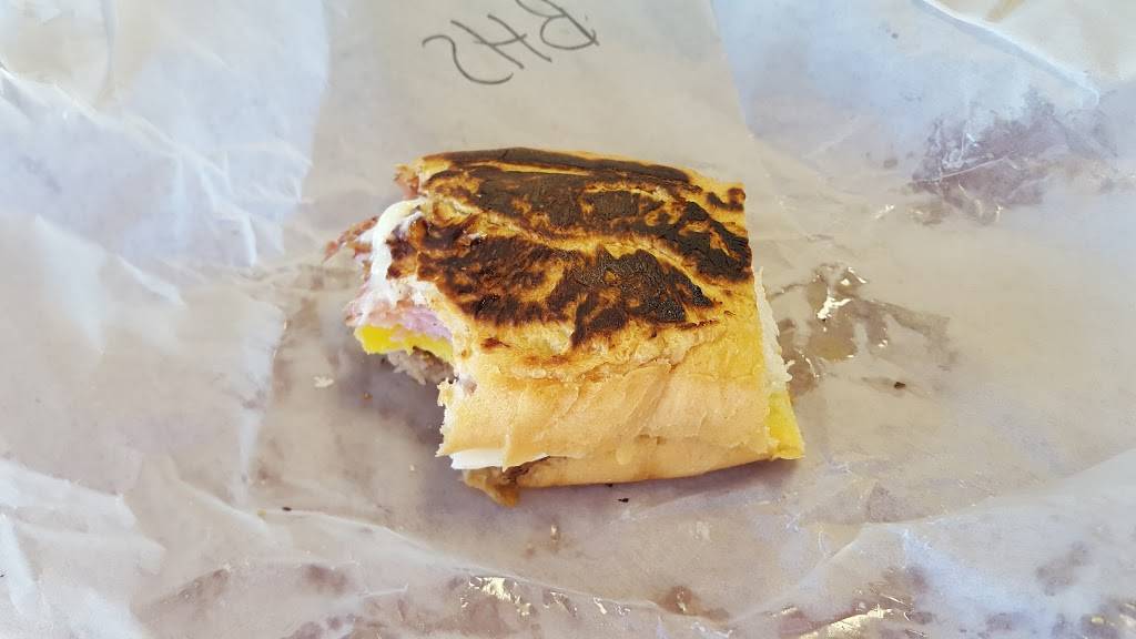 Strawberry Hut | restaurant | 743 E Memorial Blvd, Lakeland, FL 33801, USA | 8636822222 OR +1 863-682-2222