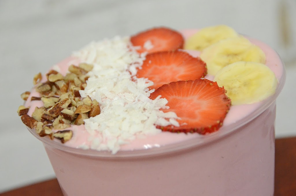 Bee Kind Nutrition | restaurant | 940 Roosevelt Rd, West Chicago, IL 60185, USA | 6307033172 OR +1 630-703-3172