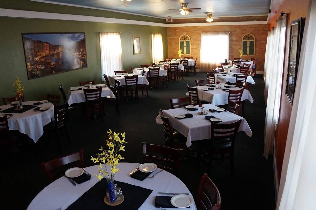 Venezias Garden | restaurant | 1300 7th St, Bay City, TX 77414, USA | 9792452760 OR +1 979-245-2760