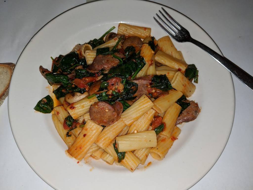 Angelos Ristorante | restaurant | 247 N York St, Elmhurst, IL 60126, USA | 6308332400 OR +1 630-833-2400