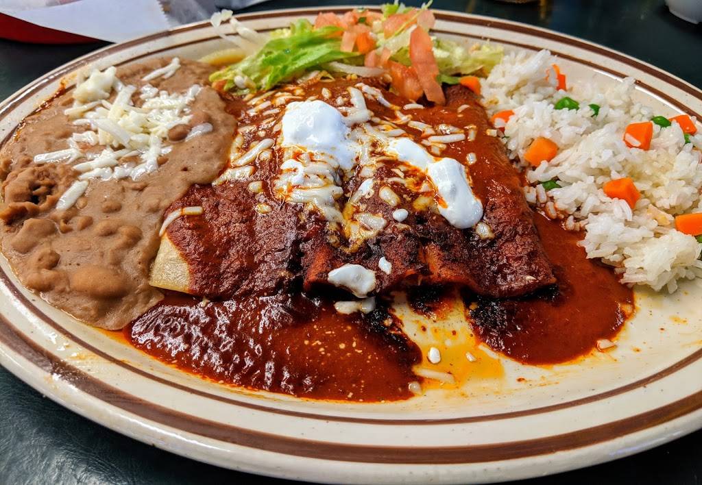 San Diego Bay Restaurant | restaurant | 9201 S Avenida del Yaqui, Guadalupe, AZ 85283, USA | 4806811540 OR +1 480-681-1540