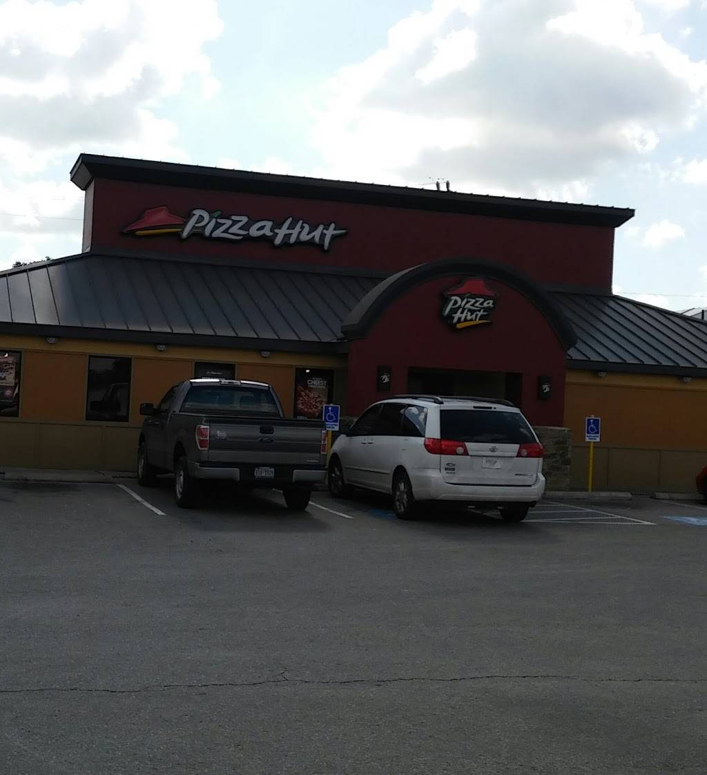 Pizza Hut | restaurant | 3323 Roosevelt Ave, San Antonio, TX 78214, USA | 2107984800 OR +1 210-798-4800
