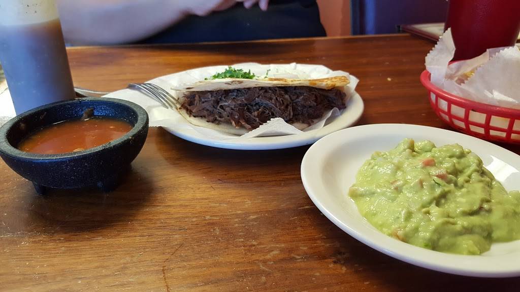 Taqueria San Juan | restaurant | 1012 US-90, Castroville, TX 78009, USA | 8309312355 OR +1 830-931-2355