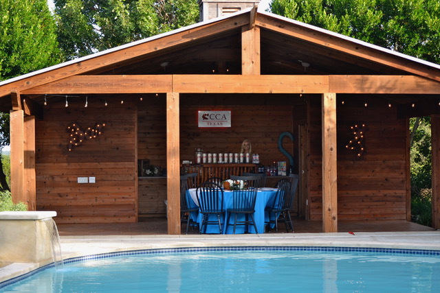 Boudreauxs Place | restaurant | 100 Winding Oak Trail, Leander, TX 78641, USA | 5128486555 OR +1 512-848-6555