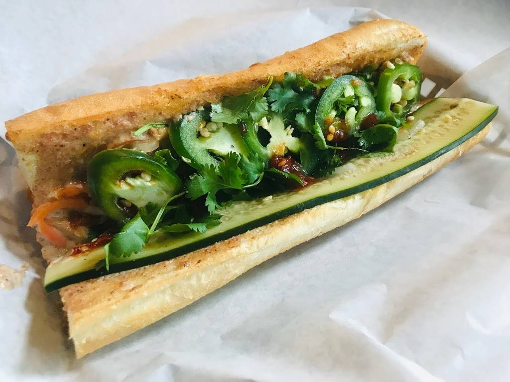 Andys Bistro | restaurant | 4410 6th Ave SE ste b, Lacey, WA 98503, USA | 3608788507 OR +1 360-878-8507