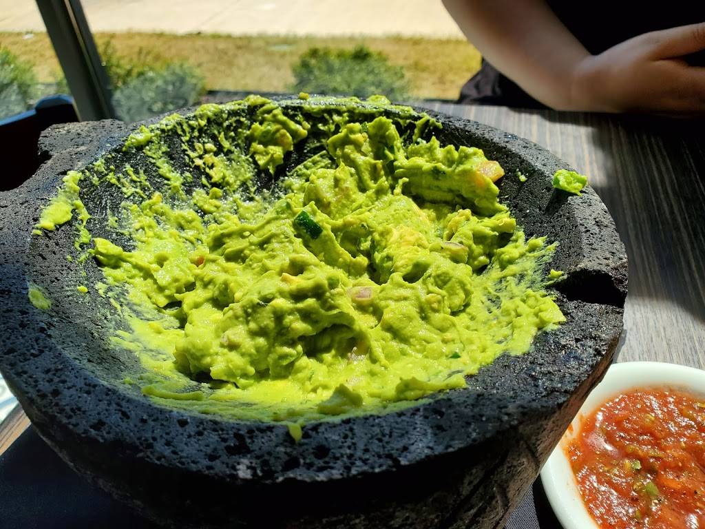 Chante Mexican Grill & Cantina | restaurant | 951 W Round Grove Rd #200, Lewisville, TX 75067, USA | 4692938098 OR +1 469-293-8098