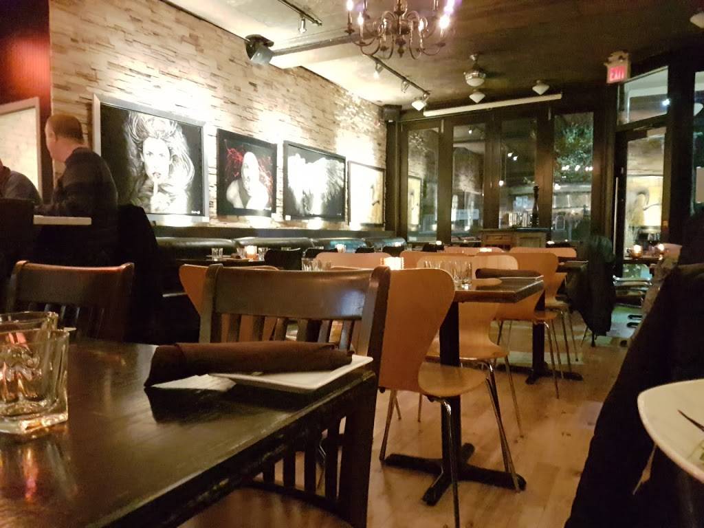 The Rushton | restaurant | 740 St Clair Ave W, Toronto, ON M6C 1B3, Canada | 4166587874 OR +1 416-658-7874