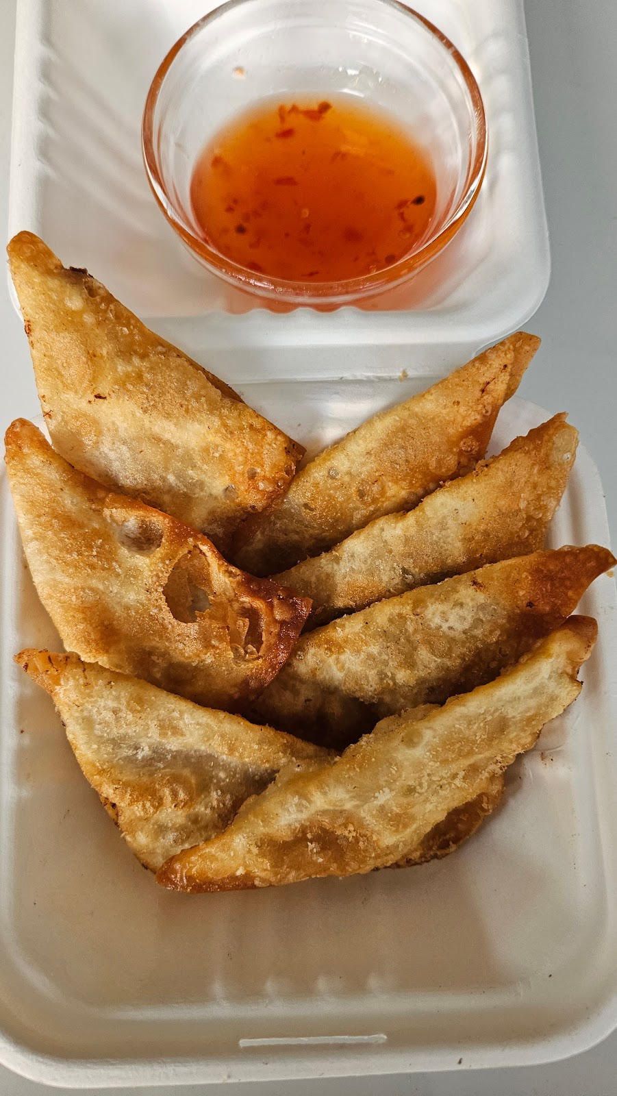 Aems Kitchen Thai Street Food | restaurant | 215 N 5th St, Redlands, CA 92374, USA | 9094063284 OR +1 909-406-3284