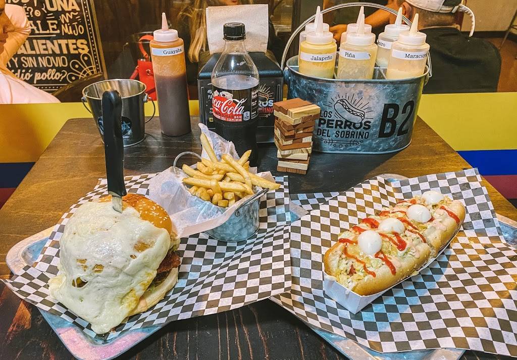 Los Perros del Sobrino | restaurant | 7926 W Sample Rd, Margate, FL 33065, United States | 9549065712 OR +1 954-906-5712