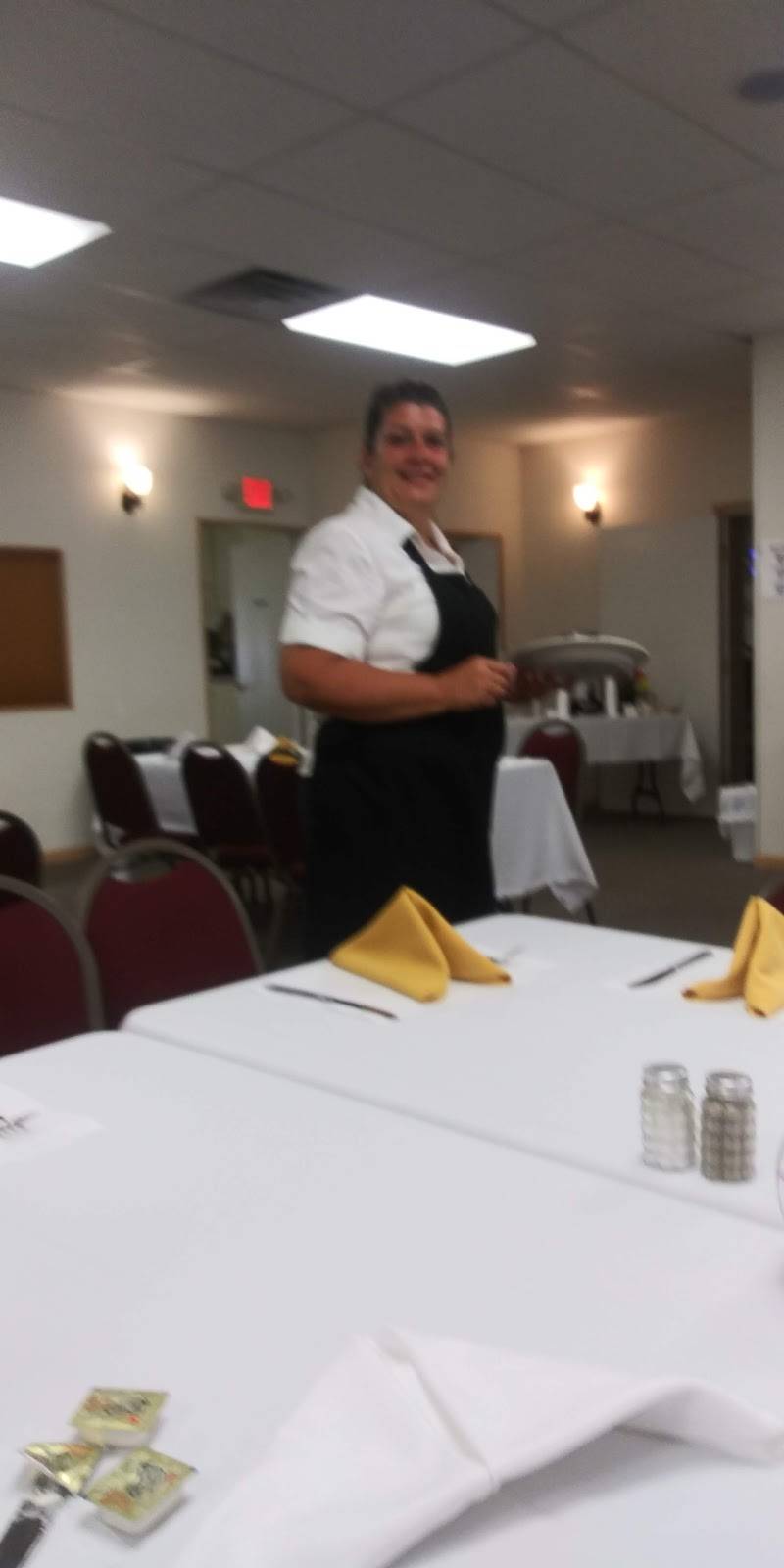 Ricardos Restaurant and Banquet Hall | restaurant | 115 Front Ave SW, New Philadelphia, OH 44663, USA | 3303646700 OR +1 330-364-6700