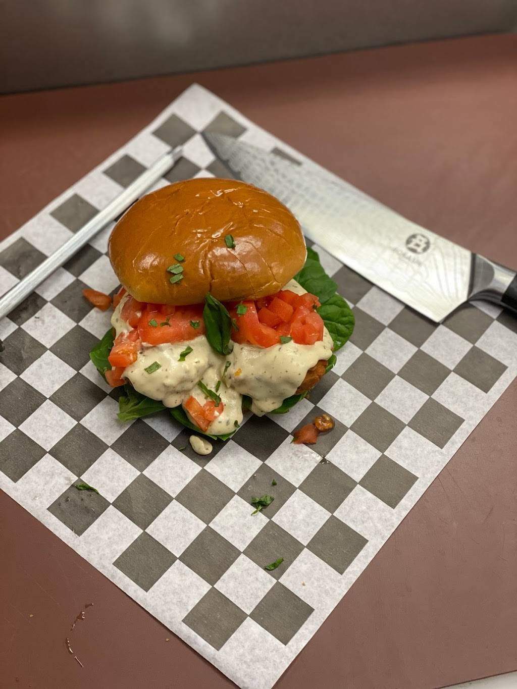 Tanks Pit Stop | restaurant | 5935 E 1015 N, De Motte, IN 46310, USA | 2192510168 OR +1 219-251-0168