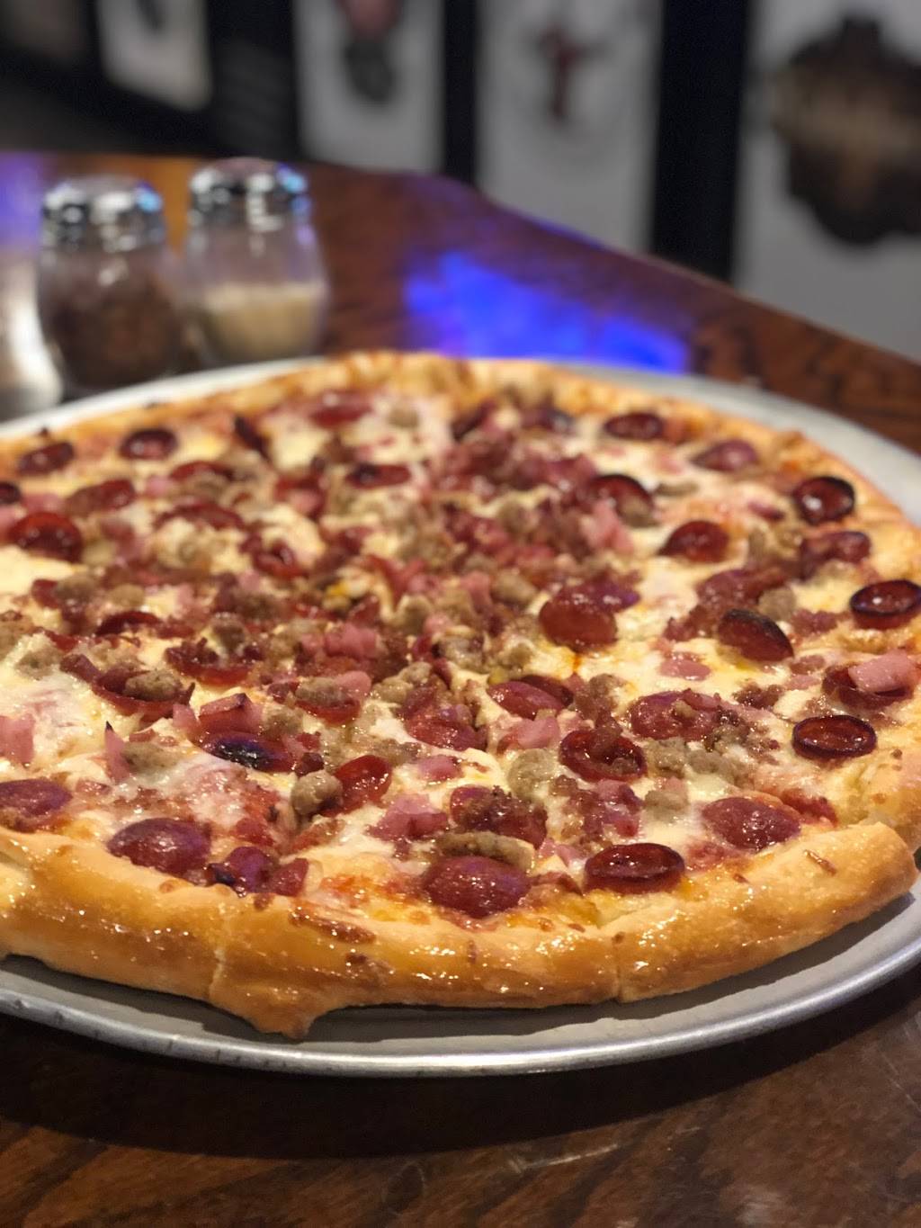 Jamboozies Sports Bar & Grill | restaurant | 42066 Van Dyke Ave, Sterling Heights, MI 48314, USA | 5867312000 OR +1 586-731-2000