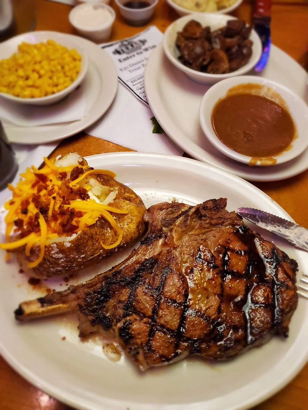 Texas Roadhouse | restaurant | 3120 N Powers Blvd, Colorado Springs, CO 80922, USA | 7196388050 OR +1 719-638-8050