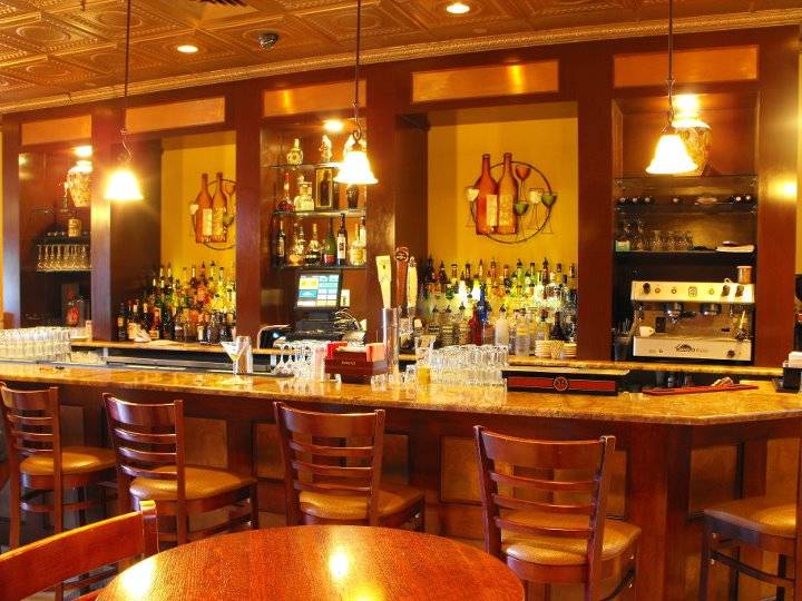 Lorenzos Ristorante Italiano | restaurant | 39 Elm St, West Haven, CT 06516, USA | 2039325846 OR +1 203-932-5846