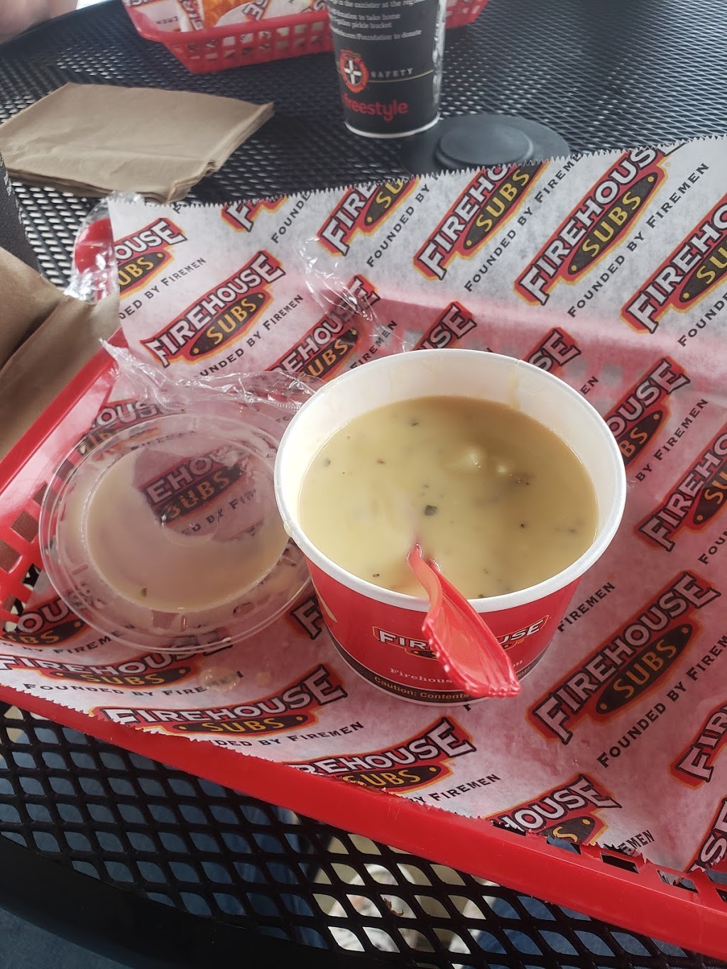 Firehouse Subs | restaurant | 700 MacArthur Dr Ste A, Alexandria, LA 71303, USA | 3186433473 OR +1 318-643-3473