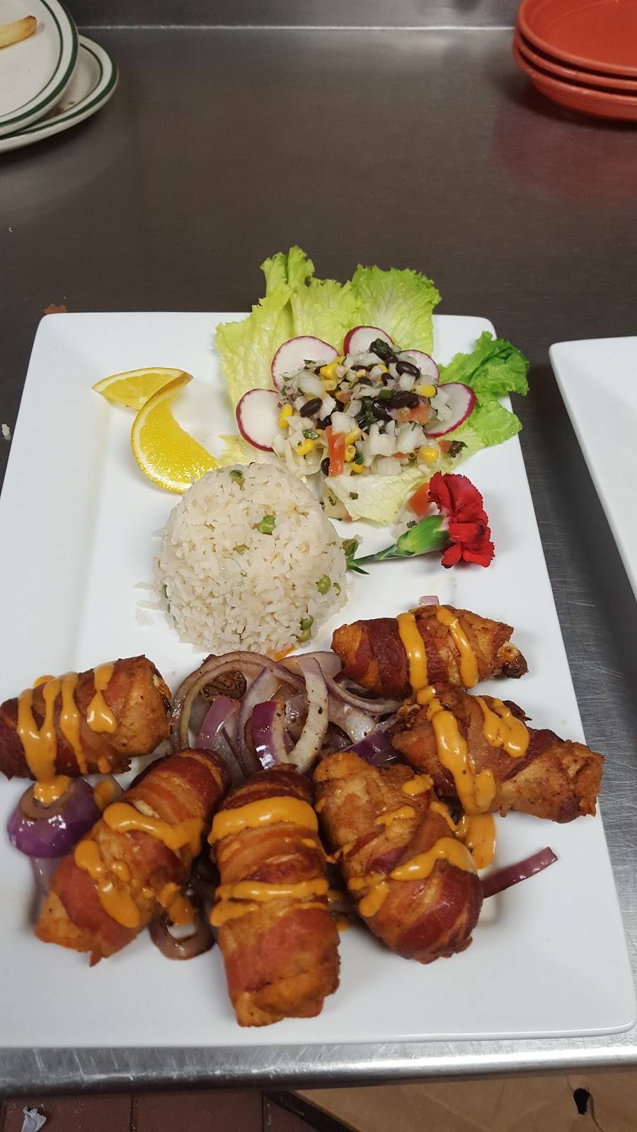 San Lorenzo Mexican Restaurant & Cantina | restaurant | 3202 Marina Bay Dr G, Kemah, TX 77565, USA | 2815354776 OR +1 281-535-4776