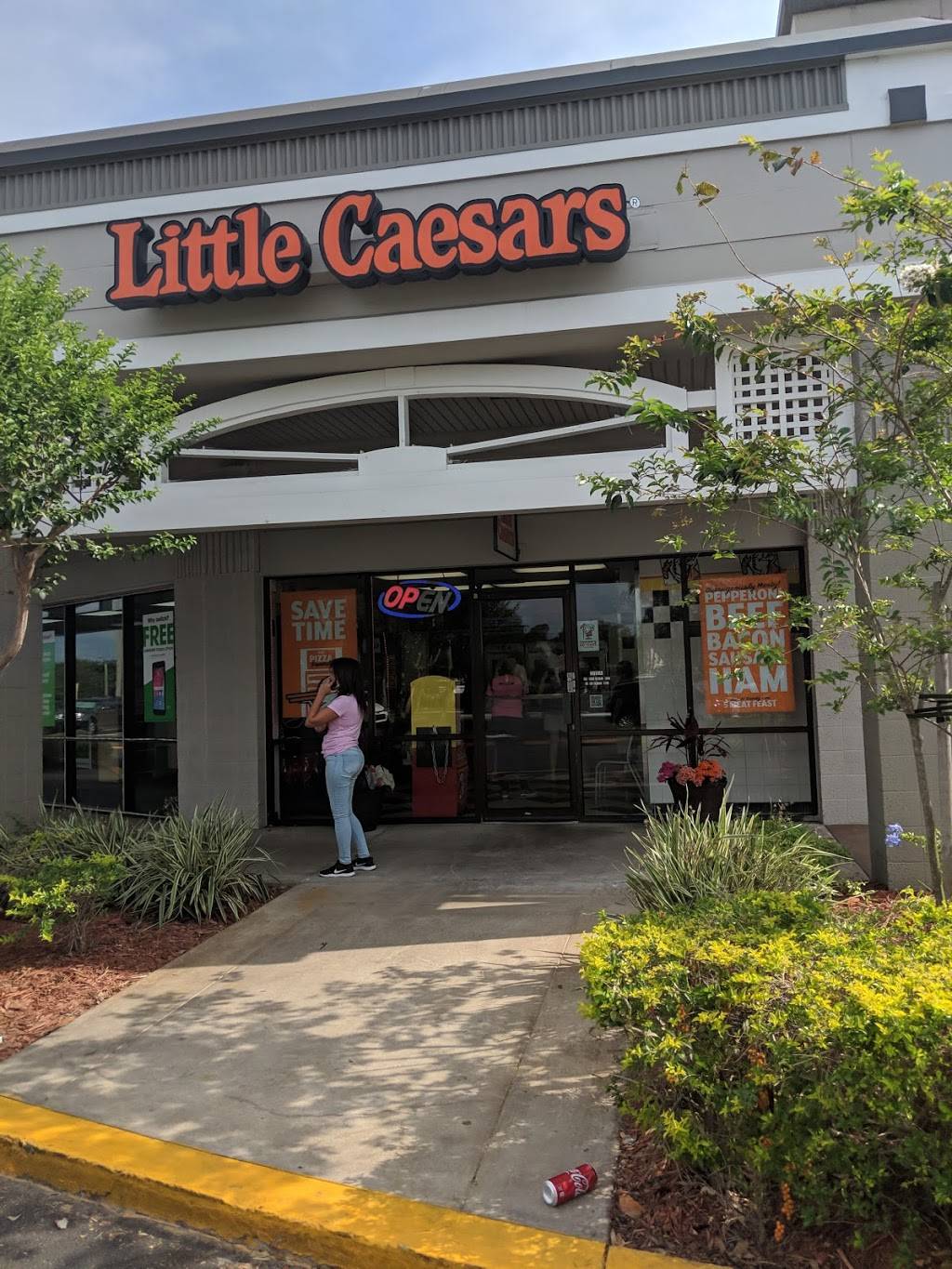 Little Caesars Pizza | meal takeaway | 1982 E Osceola Pkwy, Kissimmee, FL 34743, USA | 4073487733 OR +1 407-348-7733
