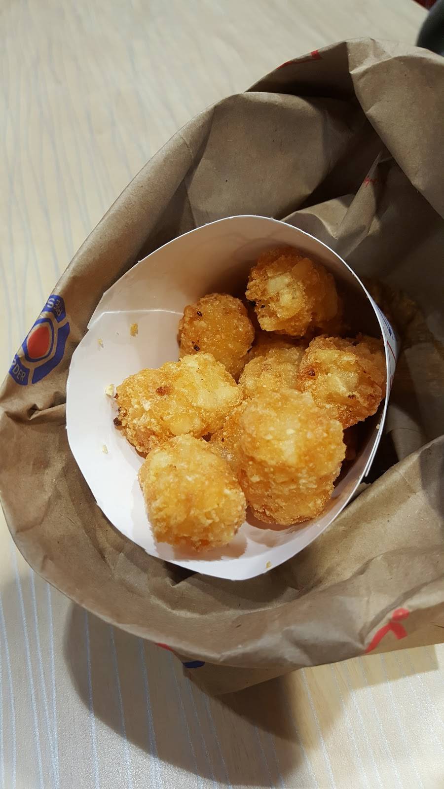 Sonic Drive-In | restaurant | 2736 Garnet Ave, San Diego, CA 92109, USA | 8582307710 OR +1 858-230-7710