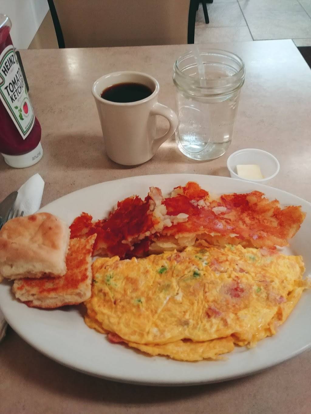 Feed Bag Cafe | cafe | 590 S Grand Ave, Fowlerville, MI 48836, USA | 5172230800 OR +1 517-223-0800