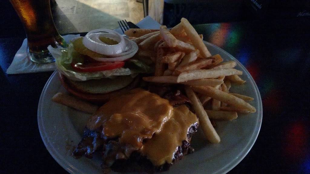 The Sports Page Bar & Grill | restaurant | 300 Tarentum Bridge Rd, New Kensington, PA 15068, USA | 7243359171 OR +1 724-335-9171