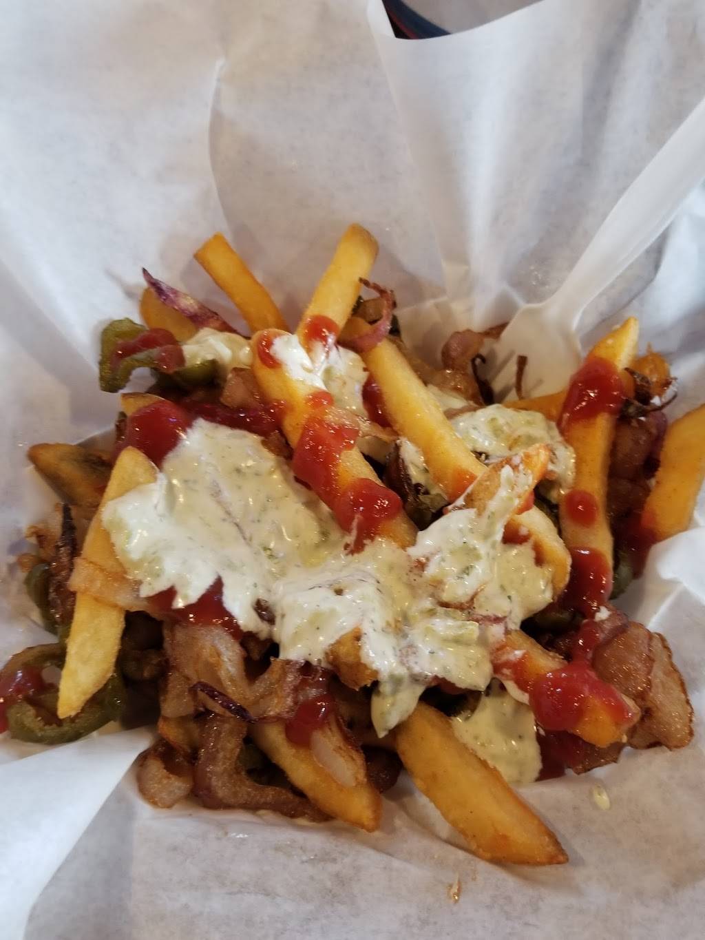 Grumps Burgers | restaurant | 1704 N Main St, Cleburne, TX 76033, USA | 8177742874 OR +1 817-774-2874