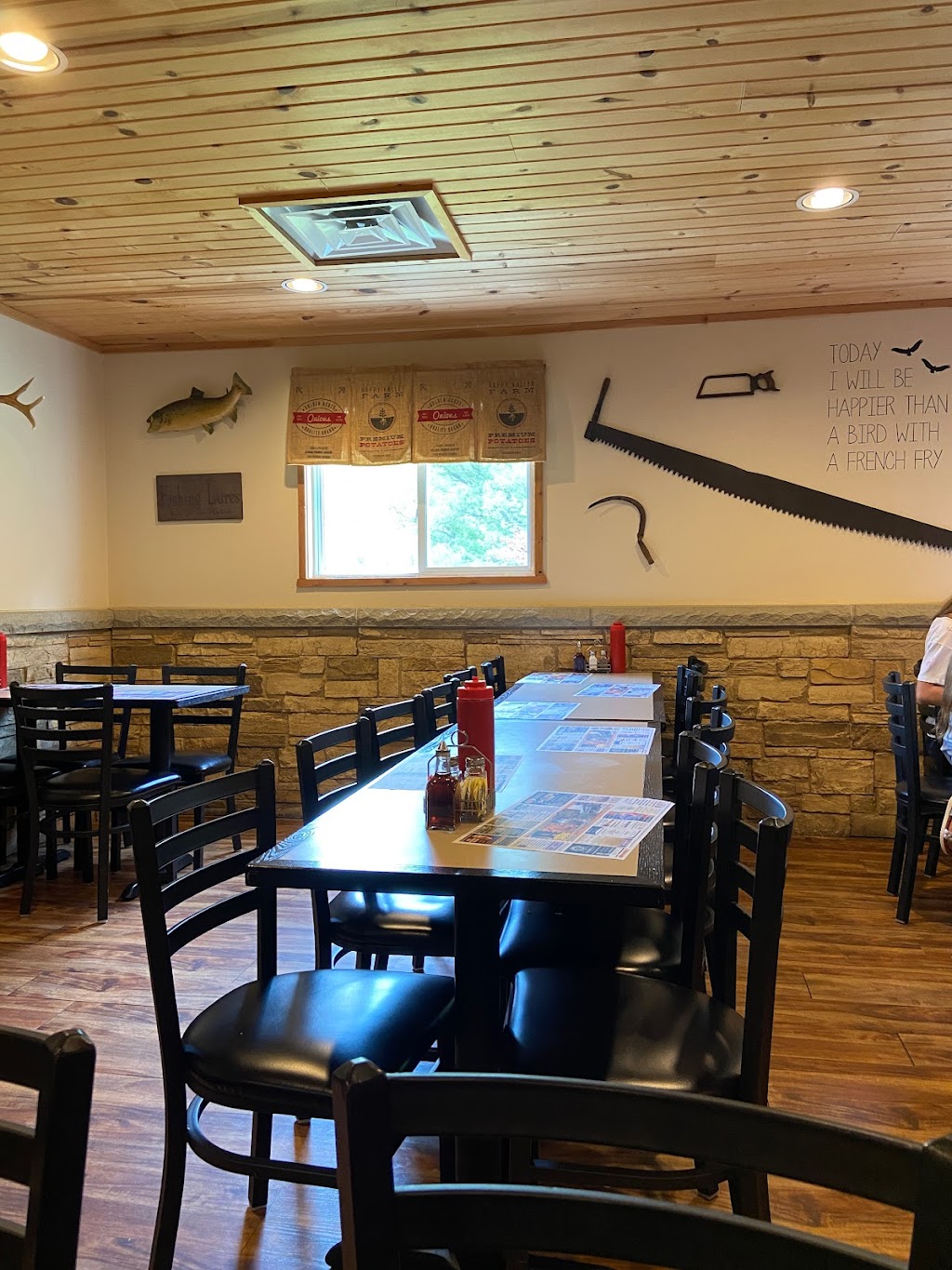 Spruce Creek Tavern | restaurant | 5450 Isett Rd, Spruce Creek, PA 16683, USA | 8146323287 OR +1 814-632-3287