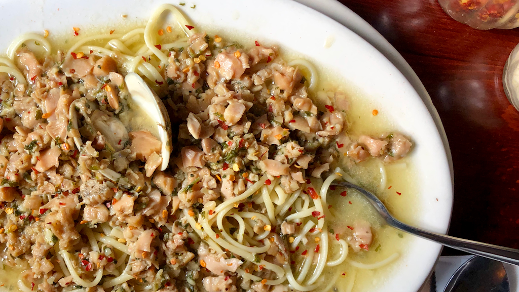 Bomb Bomb Bar B Que Grill | restaurant | 1026 Wolf St, Philadelphia, PA 19148, USA | 2154631311 OR +1 215-463-1311