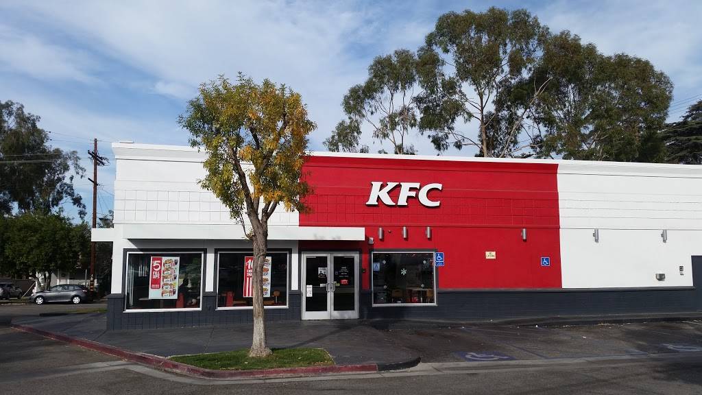 KFC | restaurant | 645 E Redlands Blvd, Redlands, CA 92373, USA | 9097925972 OR +1 909-792-5972