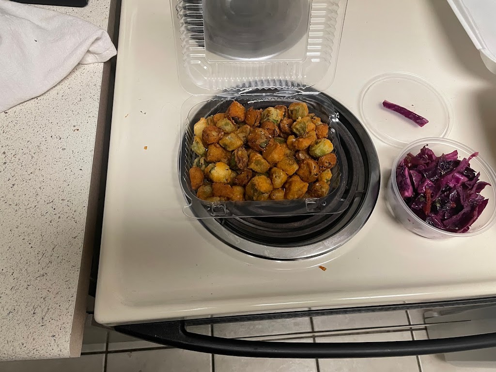 Mr Ts Grocery & Deli | restaurant | 900 W Ave J, San Angelo, TX 76901, USA | 3259399588 OR +1 325-939-9588