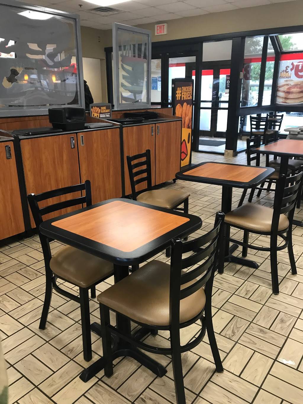 Burger King | restaurant | Bldg 1328, Fort Eustis, VA 23604, USA | 7578871602 OR +1 757-887-1602