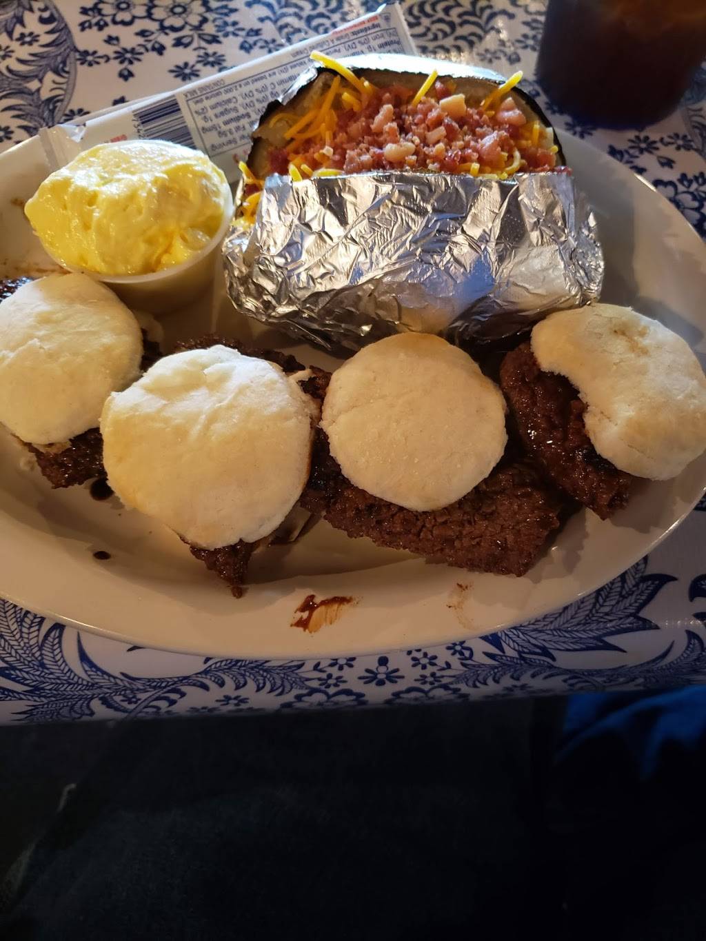 The Beacon Light Tea Room | restaurant | 6276 TN-100, Bon Aqua, TN 37025, USA | 9316703880 OR +1 931-670-3880