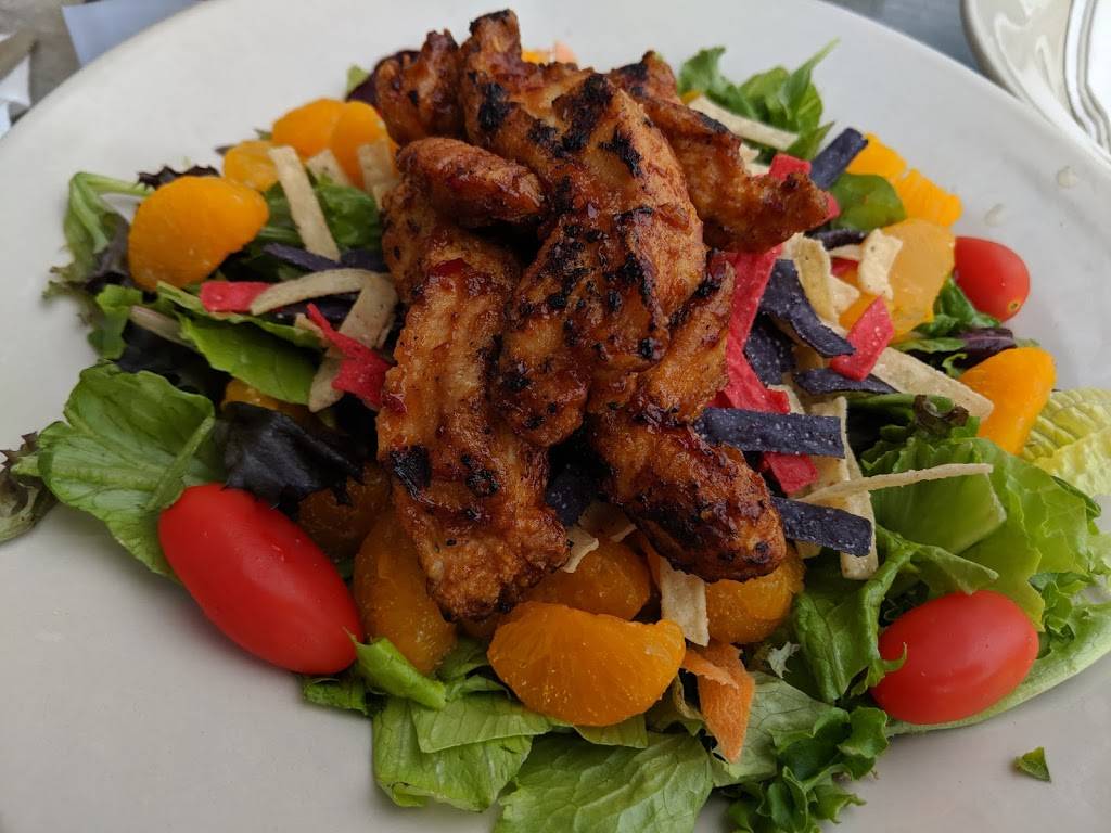 Ale Emporium | restaurant | 997 E County Line Rd Suite B, Greenwood, IN 46143, USA | 3173001560 OR +1 317-300-1560