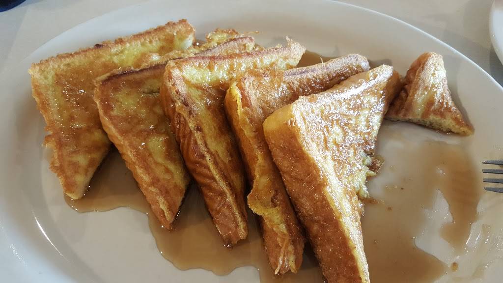 Red Apple Restaurant | restaurant | 1152 E Wisconsin St, Portage, WI 53901, USA | 6087459000 OR +1 608-745-9000