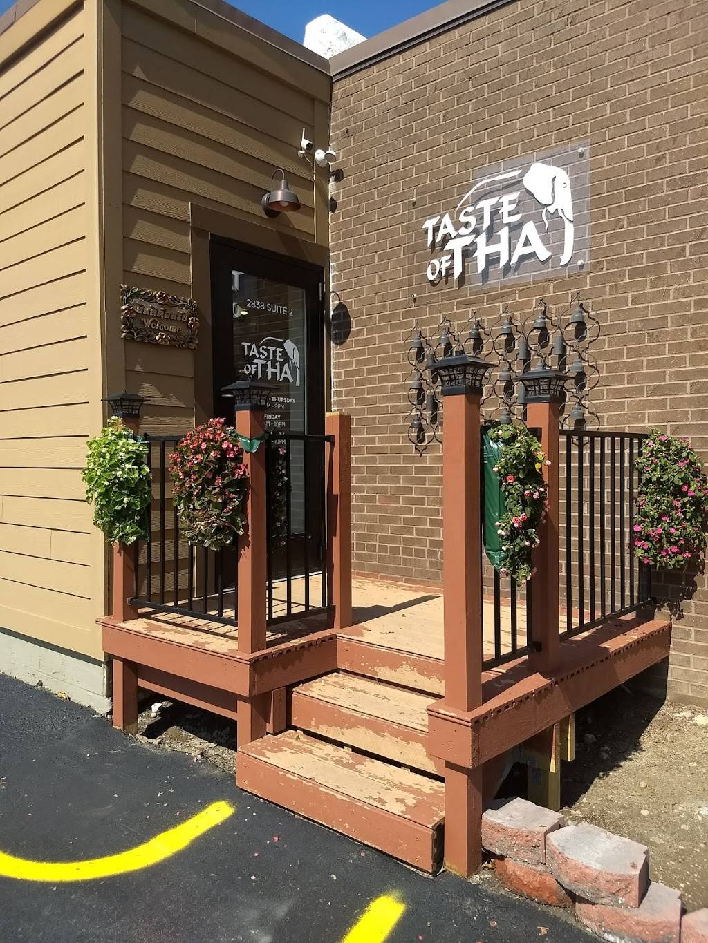 Taste of Thai | restaurant | 2838 E Grand River Ave Suite 2, East Lansing, MI 48823, USA | 5173240225 OR +1 517-324-0225