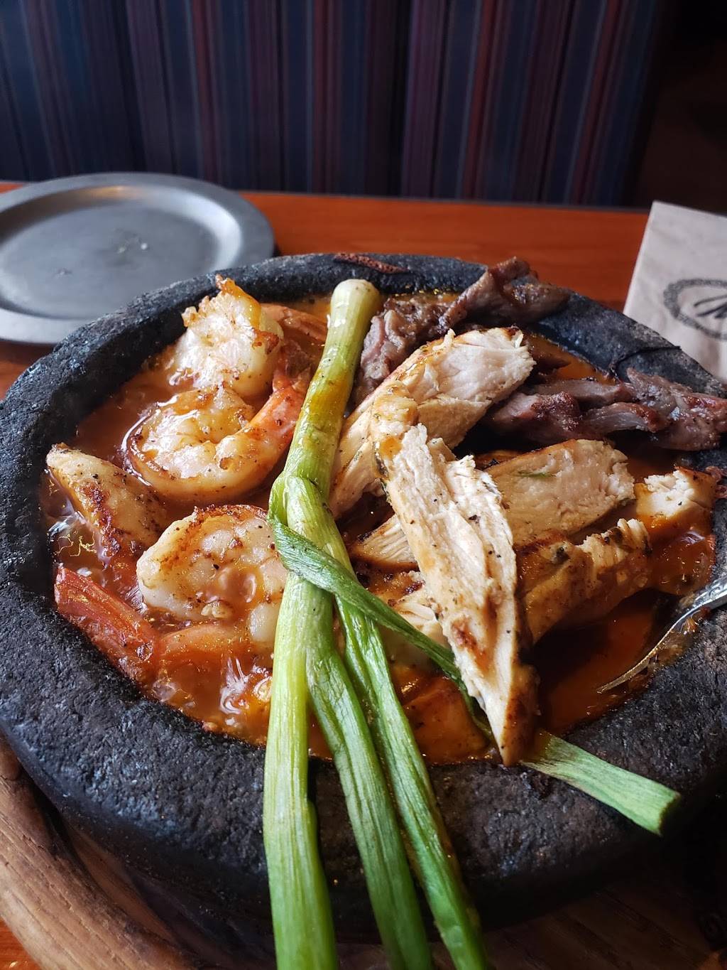 Moctezumas Mexican Restaurant & Catering | restaurant | 4628 Point Fosdick Dr, Gig Harbor, WA 98335, USA | 2538518464 OR +1 253-851-8464