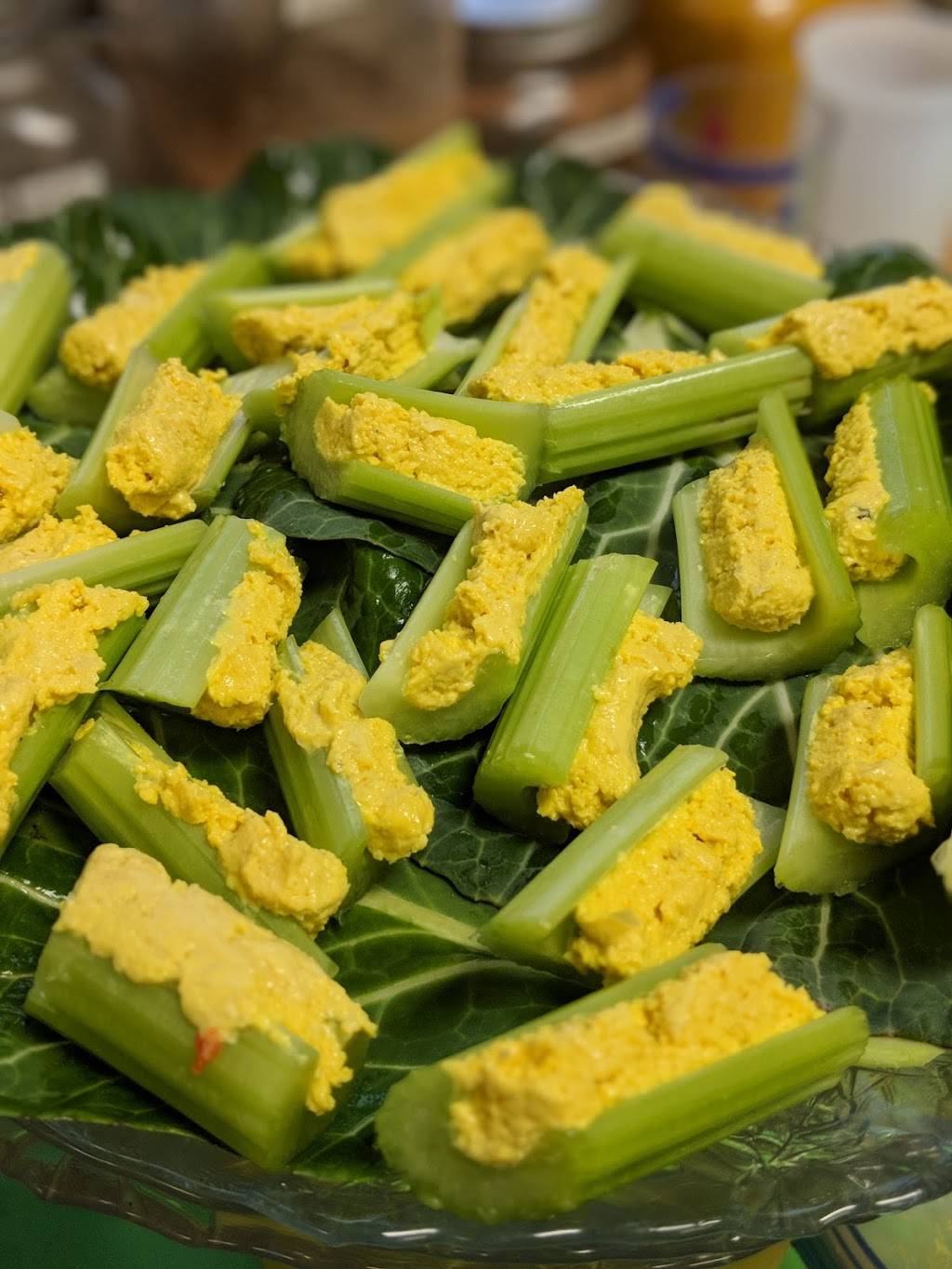 Raw Fresno | restaurant | 2405 Capitol St Ste 103, Fresno, CA 93721, USA | 5592505292 OR +1 559-250-5292