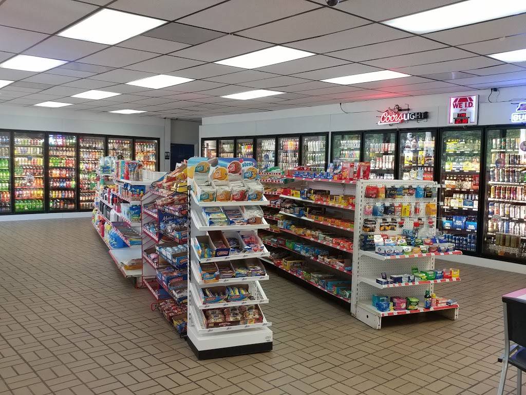 Express Market (Gulf Gas) | restaurant | 1101 W Main St, Livingston, TN 38570, USA | 9318237003 OR +1 931-823-7003