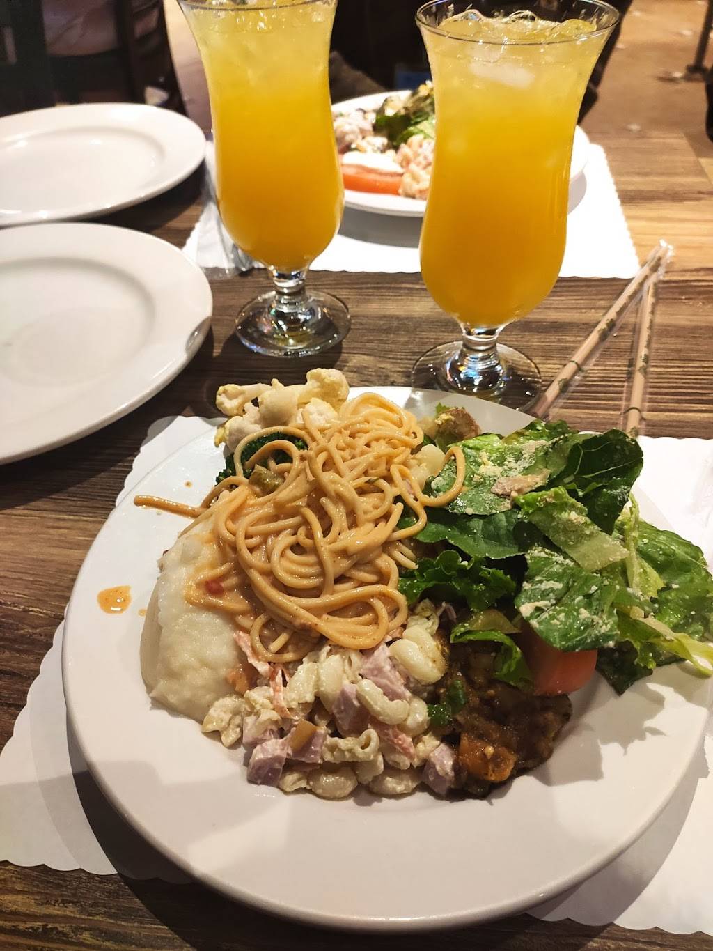 Mr. Pampas Restaurant | restaurant | Esquina con Medusas, Blvd. Lázaro Cárdenas 1790, Bahia Ensenada, 22880 Ensenada, B.C., Mexico | 6461765154 OR +52 646 176 5154