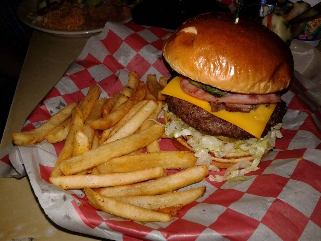 Bombones | restaurant | 11917 E NW Hwy, Dallas, TX 75218, USA | 2145537090 OR +1 214-553-7090