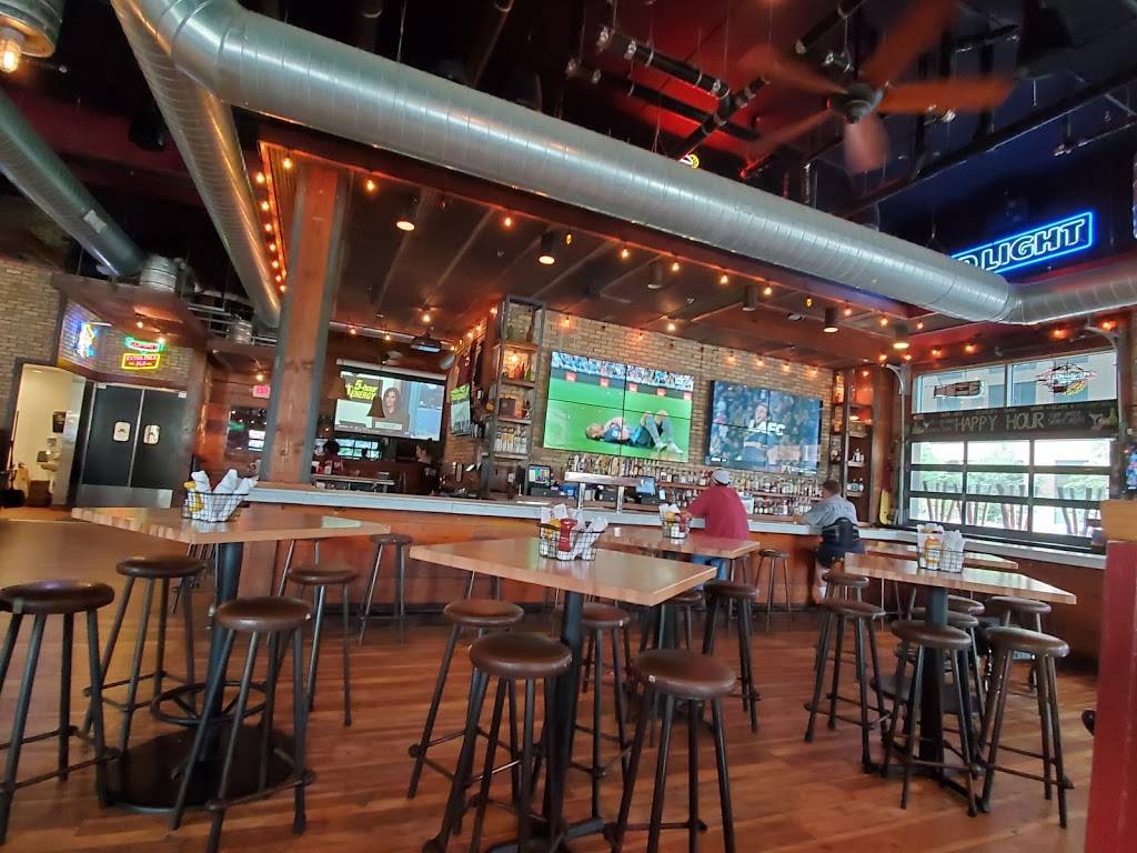 Sallys Saloon | restaurant | 700 SE Washington Ave, Minneapolis, MN 55414, USA | 6122081388 OR +1 612-208-1388