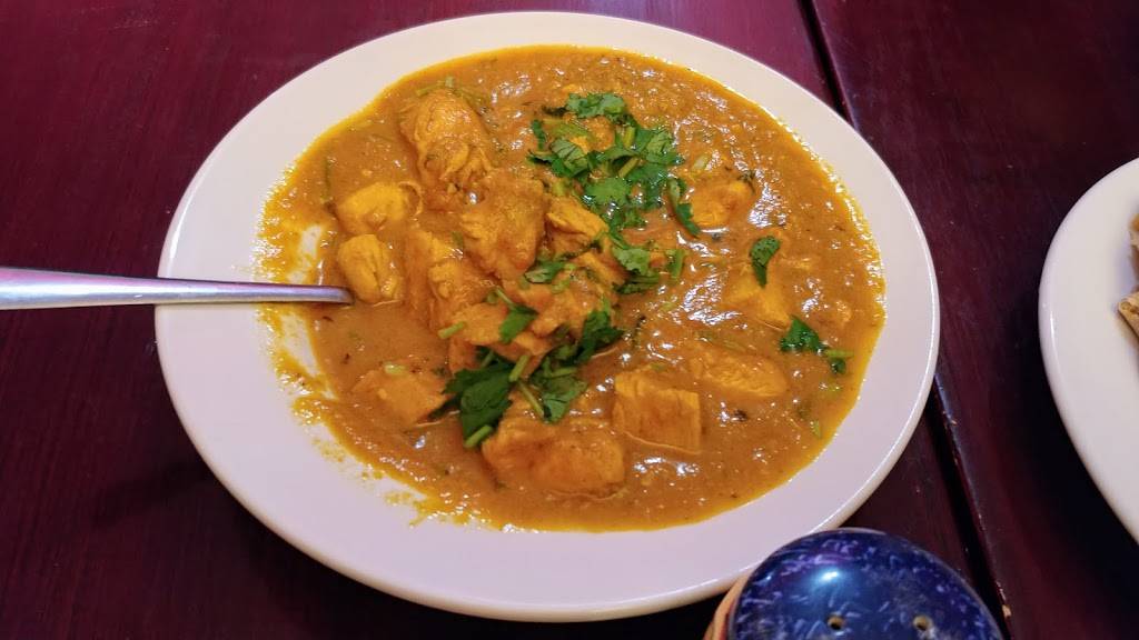 Sabitris Global Cuisine | restaurant | 941 2nd Ave E, Owen Sound, ON N4K 2H5, Canada | 5193767212 OR +1 519-376-7212