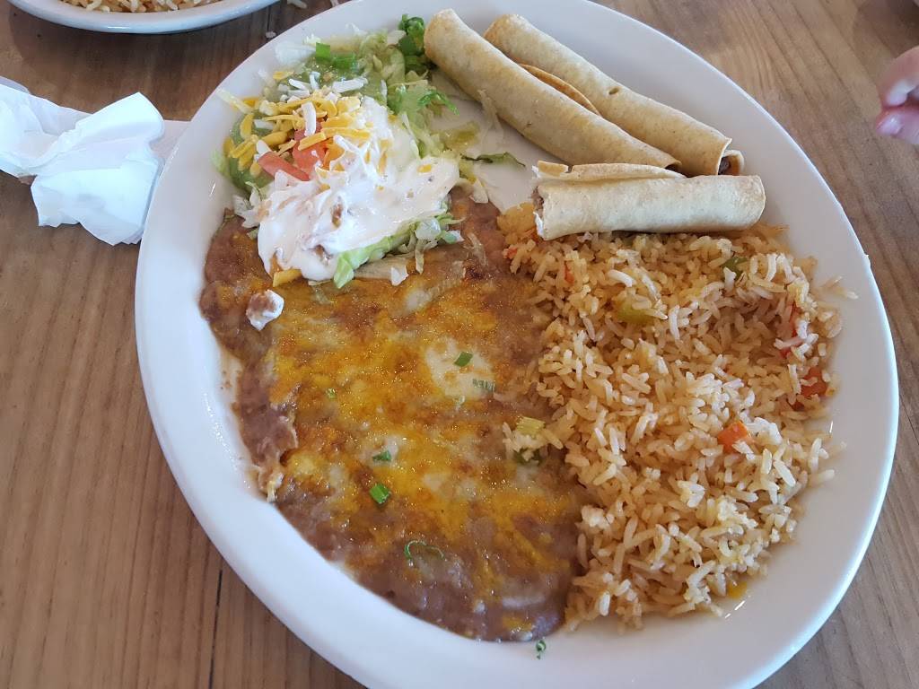 Tios Mexican Restaurant | restaurant | 7305 Day Creek Blvd # 105, Etiwanda, CA 91739, USA | 9099225158 OR +1 909-922-5158