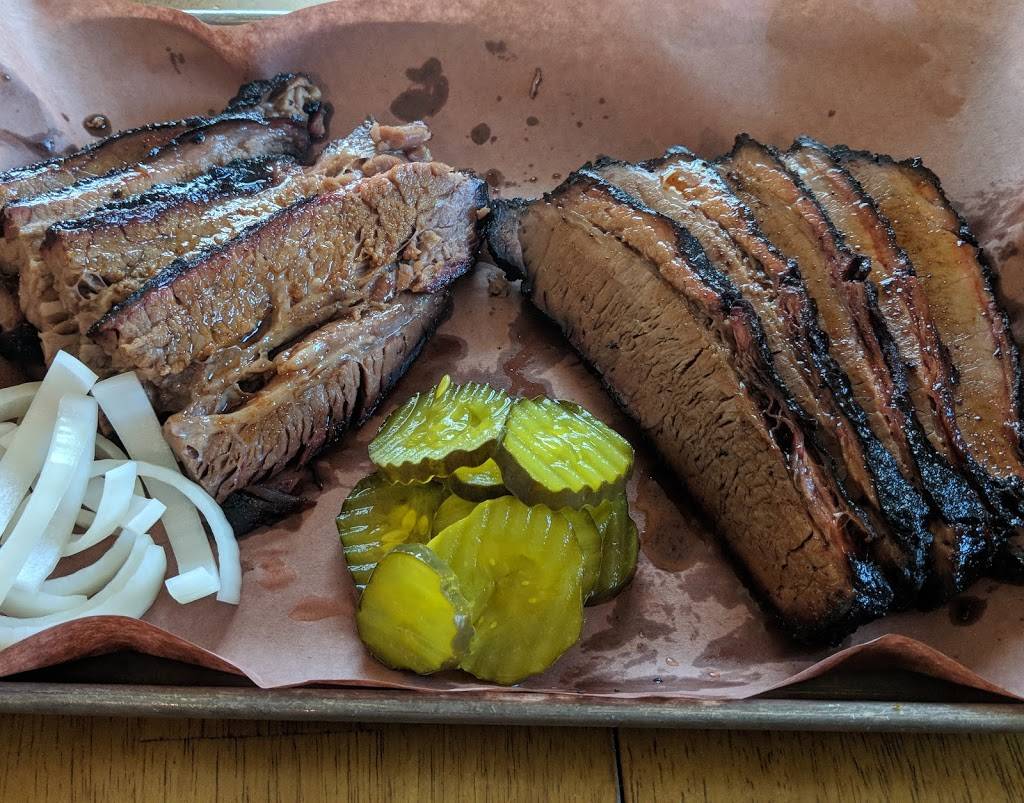 Firewise BBQ | restaurant | 2767 S 110th St, West Allis, WI 53227, USA | 4144031375 OR +1 414-403-1375